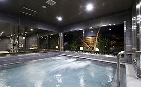 豪華膠囊飯店安心之宿Premier新宿站前店
